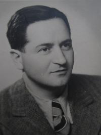otec Ivana Pasternáka, 1938