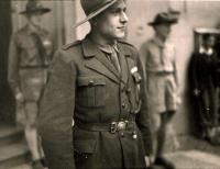František Wretzl jako vůdce střediska po návratu z koncentráku, 1945
