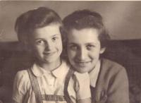 Vlasta and Elly, Prague 1940