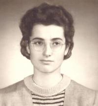 Elly Jouzová, secondary school leaving photo, Prague 1952