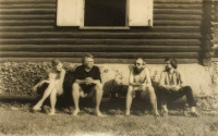 A philosophical training at the witness's cottage, Zbečno, about the first half of the 1980s, from the left Hanka Hlaváčková, Václav Žák, Ivan Chvatík, Pavel Kouba 
