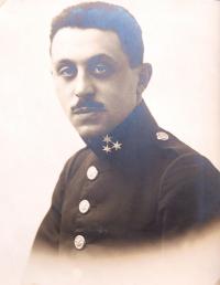 Father Kamil Kohn as an artillery officer in WW1