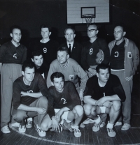 Volleyball team (Oldřich Vytvar down on the right)