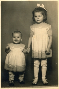 Miluše with her younger sister Jaroslava