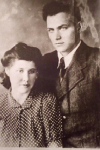 parents of Ludmila Dejneka