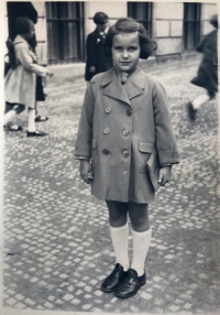 Eva Kotková in the first grade, School in Štěpánská Street, by the church. Prague,1938