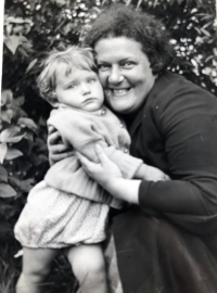 Eva with her mom. Prague, 1934