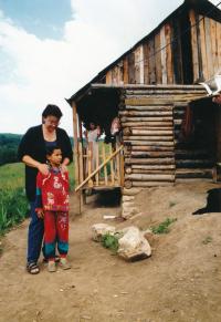 1998, Zuzana in Slovakia, settlement Žehva