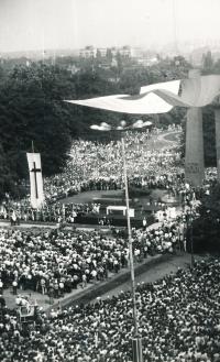 1981 Poznan - Exposing the memorial to the rebellion in 1956