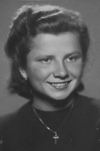 Věra Sýkorová - youth - year 1948