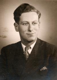 Valtr 1945
