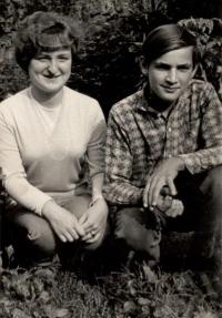 Children of Mrs. Pražáková in 1966. Daughter Helenka and son Fanda.