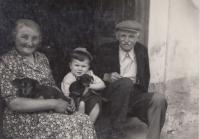 Chaloupka Milos and grandparents František and Marie Chaloupka, Skoupý, 1951