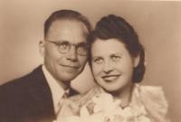 parents, wedding 1940
