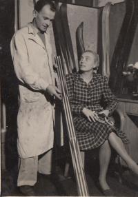 husband and wife Zdráhal in their firm 1938