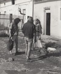 Lomnička, 1984