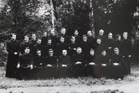 Josef Jančář (middle row, third from right) on a group photograph with students from the Faculty of Theology in Litoměřice