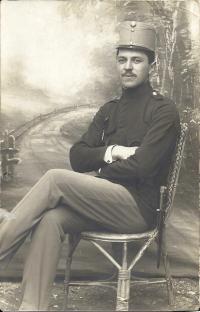 Dědeček Josef Klos, odveden do války 1916, padl 1917