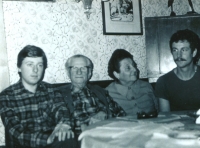Rodiče Marie a Zdeněk Polanští s vnuky, 1972