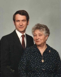 Alexander with his mother Emília, 1978