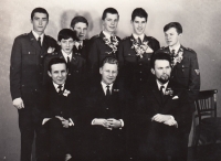S kolegy z vojenského gymnázia, Opava, kolem roku 1969