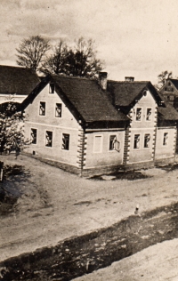 Her family's house in Potočiště 

