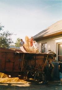 trashing Maschine, Emilia in red dress 1995