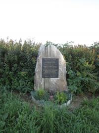 Památník sedmi zavražděných Němců v létě 1945 v Horní Lipce