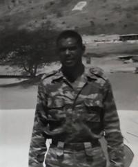 Moya durante su misión en Angola, 1989