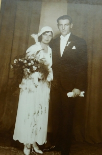 Wedding photo of Jaromír and Růžena Dobrovolný from 1930