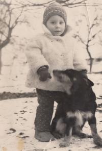 Jan Hrad as a little boy with grandfather´s dog (he writes about this situation in one of his literary reflections).