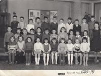 První školní rok - 1969-70 (ve škole v Chválenické ulici 25)