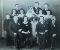 Svatební fotografie Hany a Josefa Krejčových z prosince 1945