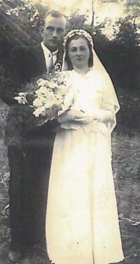 1949 - svatební foto 2