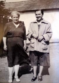 S maminkou v roce 1950