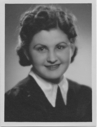 Cousin Rita Grünwald in 1939