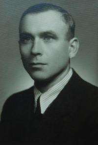 Otec Ferdinand Franc v roce 1946