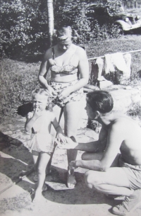 Zdeněk Hejmala s manželkou a dcerou (jediná dcera zemřela v dospělosti)