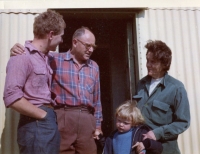 Iceland 1966: witness from the left, his uncle Kári Valsson-Vorovka, cousin (and now the only close relative) Ella Káradóttir, Aunt Ragna