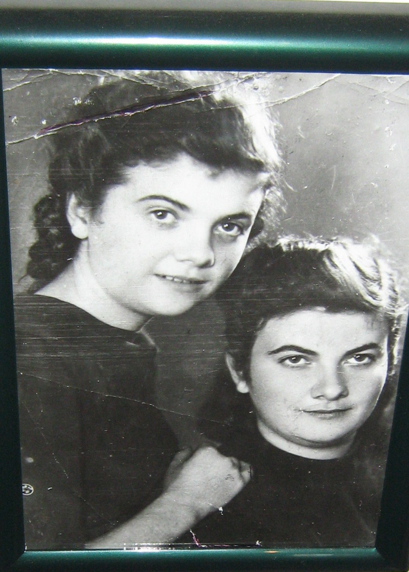 Helena Esterkesová, sister Pavla_1939 Ledochovka