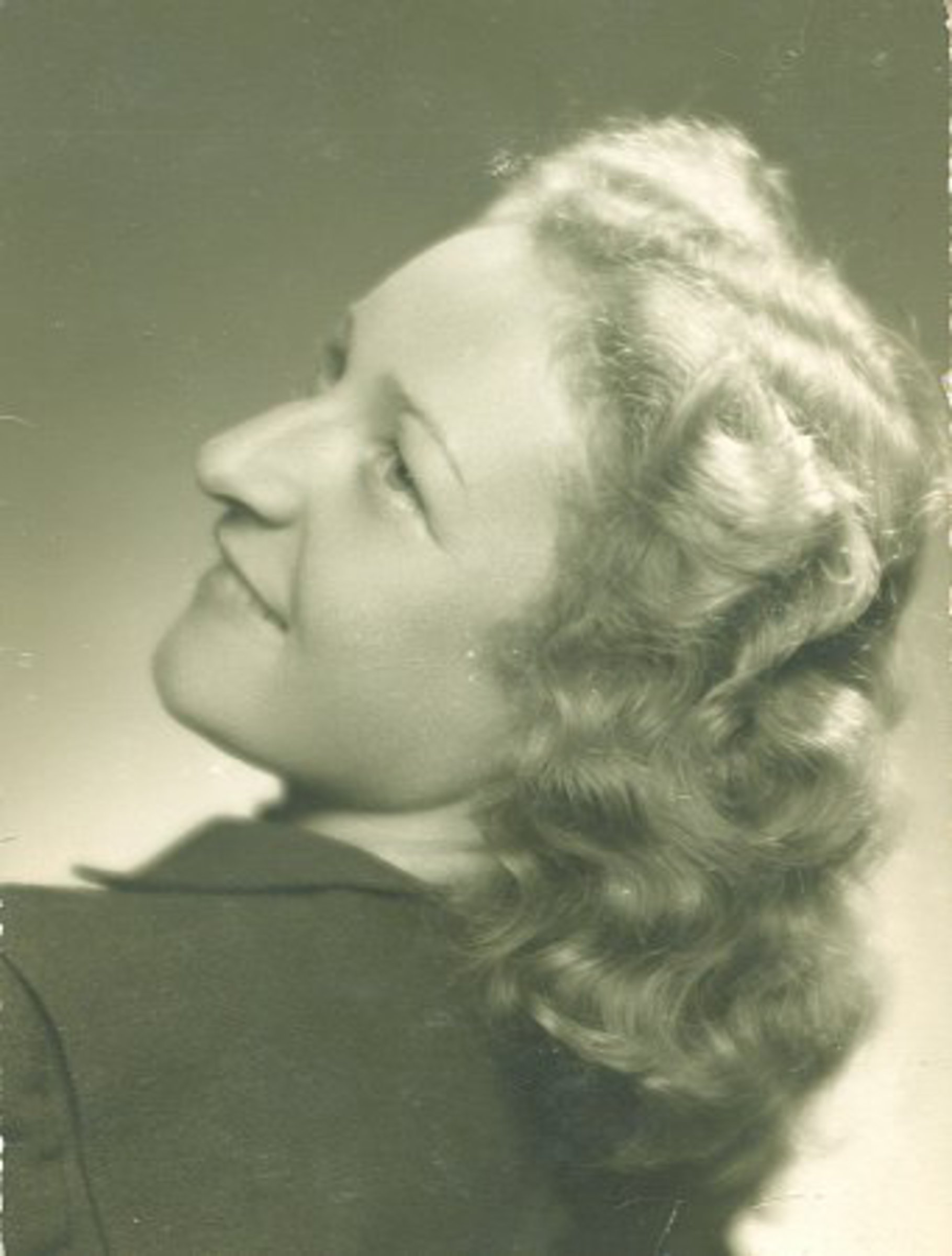 Anna Matejkova 1925
