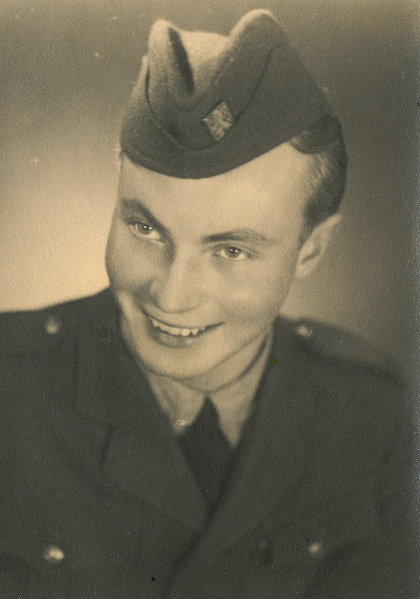Jaroslav Komárek, 1945
